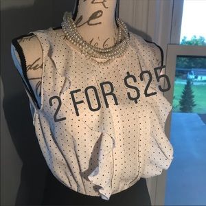 Beautiful loved older top! Still good as new!